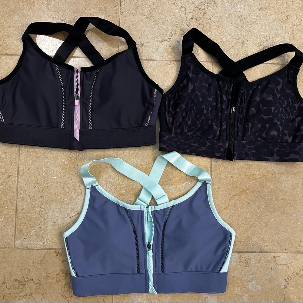 Bundle of THREE Fabletics Zip Front Sports Bras.- Size Small
